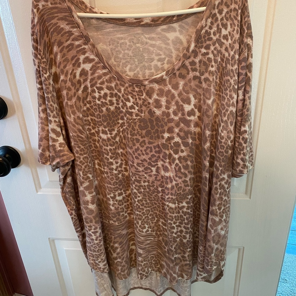 women’s T-shirt